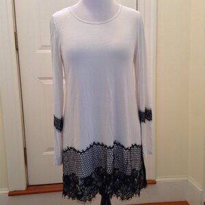 White Long-Sleeve Lace-Hem Dress